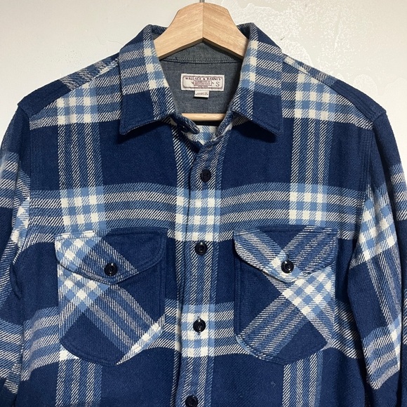 Wallace & Barnes Blue Plaid Flannel Shirt – Size S – 100% Cotton - Picture 7 of 9